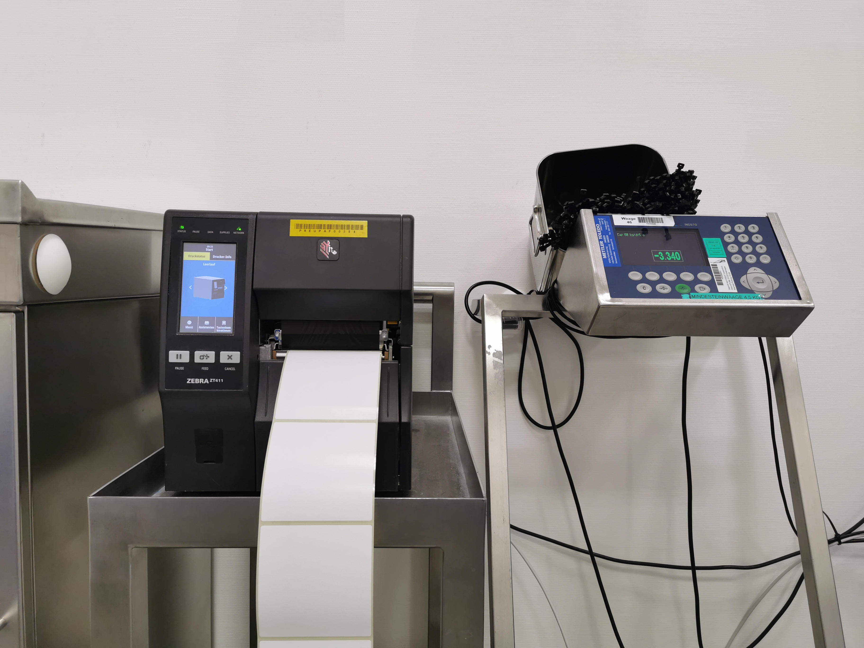 Etikettendrucker in der Fertigungsanlage